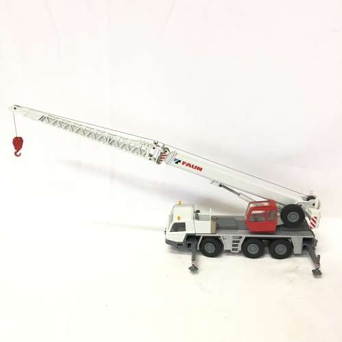 Conrad #2099 Tadano Faun ATF 45-3 die-cast mobile crane construction model - scale 1/50