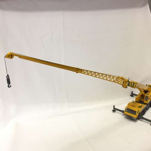 Conrad # 2087 Liebherr LTM 1090 die-cast mobile crane construction model - scale 1/50