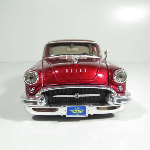 Maisto 1955 Buick Century model car - Scale 1/26 - Pro Rodz