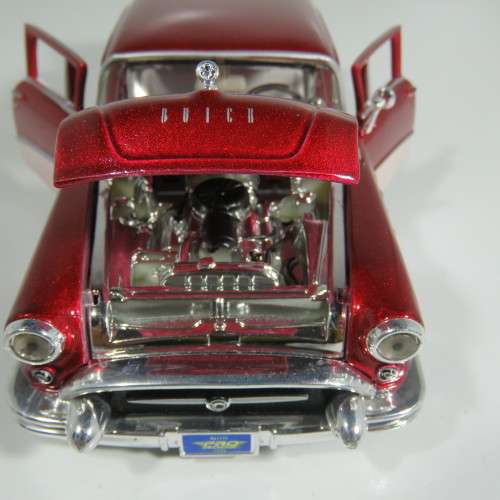 Maisto 1955 Buick Century model car - Scale 1/26 - Pro Rodz