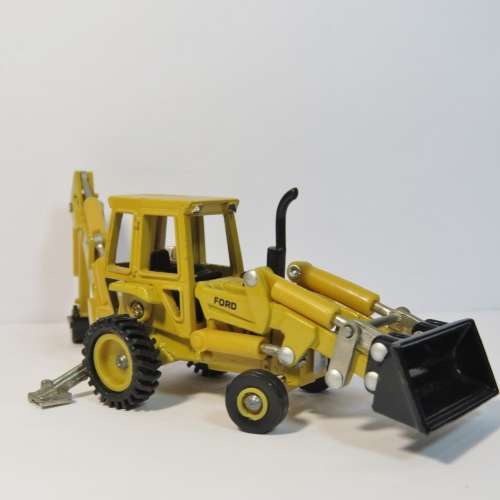 ERTL Ford 555B Backhoe with front loader construction model - Scale 1/64
