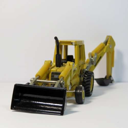 ERTL Ford 555B Backhoe with front loader construction model - Scale 1/64