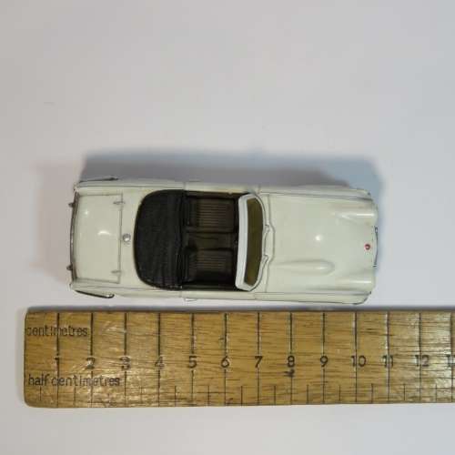 Matchbox Dinky 1965 Triumph TR4 A - IRS model car - 1990 issue