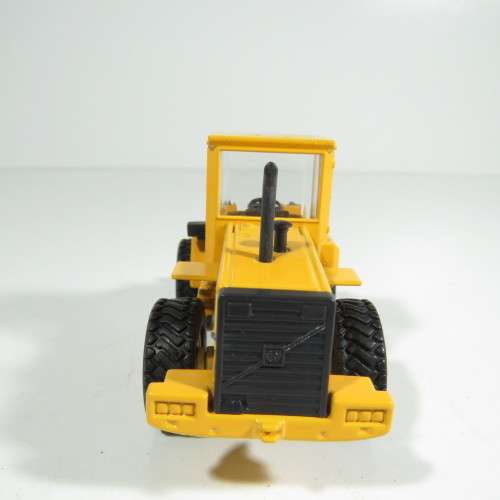 JOAL Volvo L70C front whel loader - No attachment  - Scale 1/50