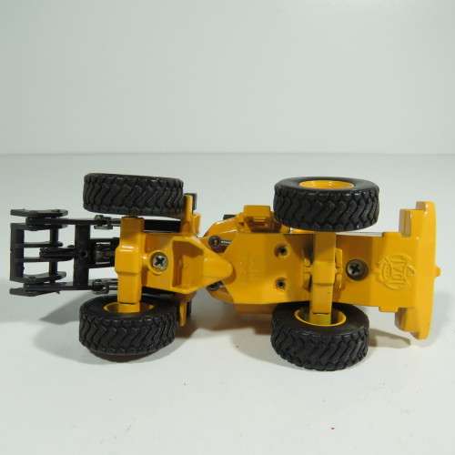 JOAL Volvo L70C front whel loader - No attachment  - Scale 1/50