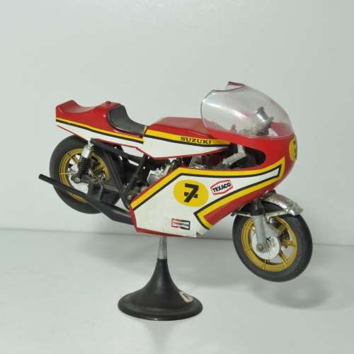 Polistil Suzuki Texaco #7 Barry Sheene grand prix motorcycle model - Scale 1/15