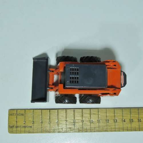 JOAL Thomas 133 S-Series skid steer die-cast construction model - Scale 1/32