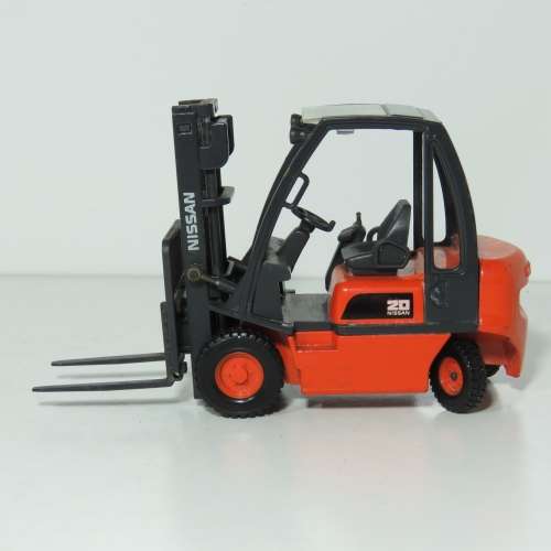 JOAL Nissan 20 Forklift die-cast model - Scale 1/25