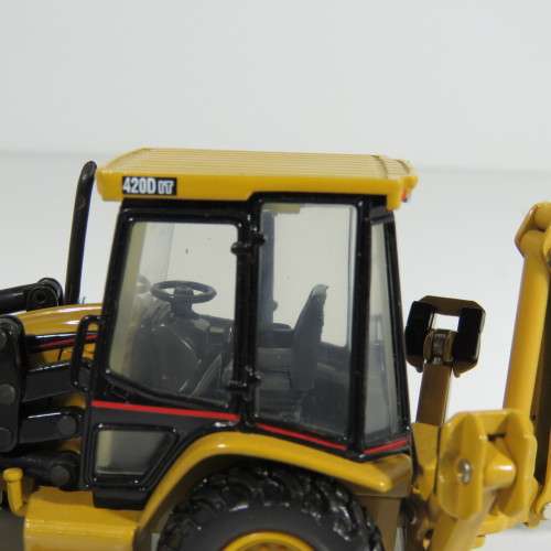Norscot Caterpillar 420D IT backhoe loader die-cast construction model - Scale 1/50 - No scoop