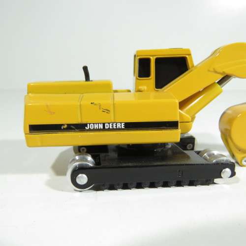 ERTL John Deere 690 D LC excavator construction die-cast model - No tracks - Scale 1/64
