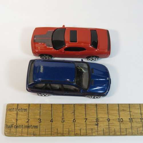 Lot of 10 Realtoy and Maisto toy cars