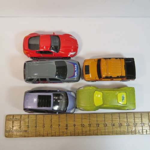 Lot of 10 Realtoy and Maisto toy cars