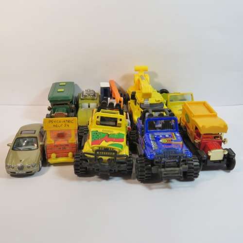 Lot of 10 Toy cars