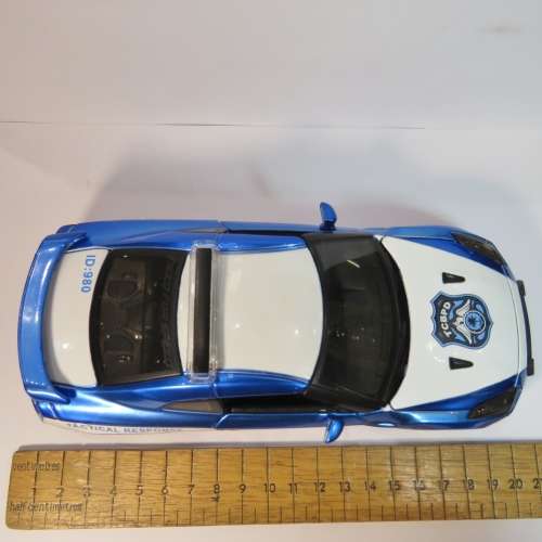 Maisto Nissan GT-R tactical response 911 police car - Scale 1/24