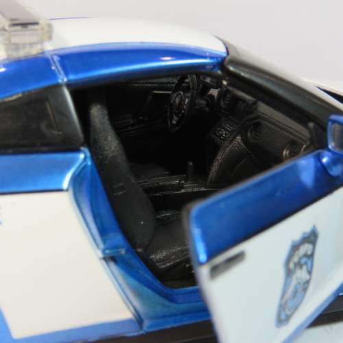 Maisto Nissan GT-R tactical response 911 police car - Scale 1/24