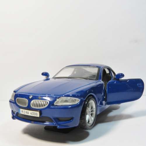 Bburago BMW Z4 M-Coupe model car - Scale 1/32