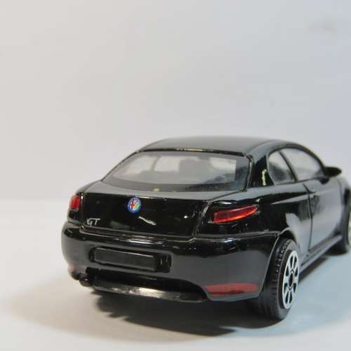 Bburago Alfa GT model car - Scale 1/43