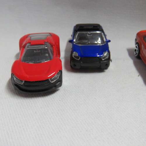 Lot of 8 HTI toy cars