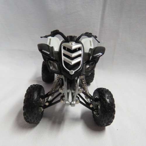 NewRay Yahama 660R Raptor model quad bike
