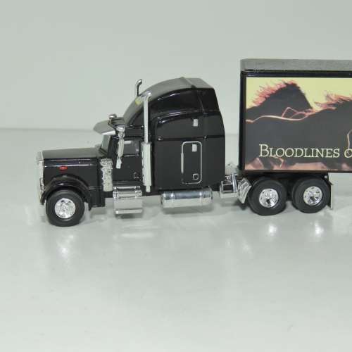 Norscot Caterpillar mural semi-truck - Bloodlines of a Champion - Scale 1/64