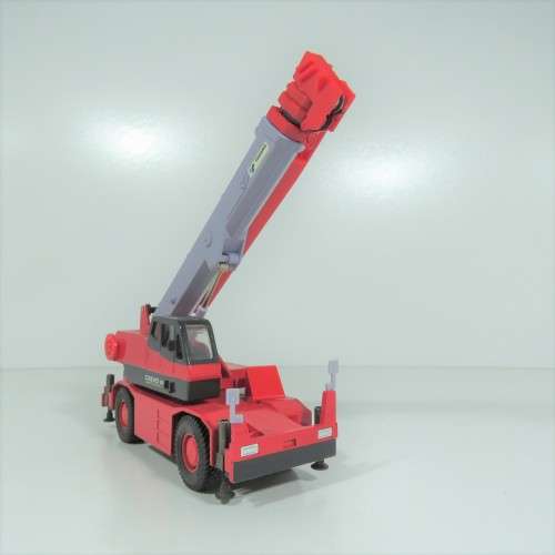 Tadano Crevo 300 die-cast mobile crane construction model - Scale 1/45