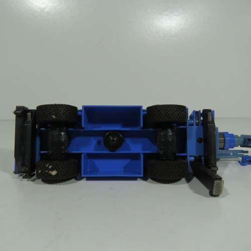 Tadano Crevo 500 die-cast mobile crane construction model - Scale 1/50