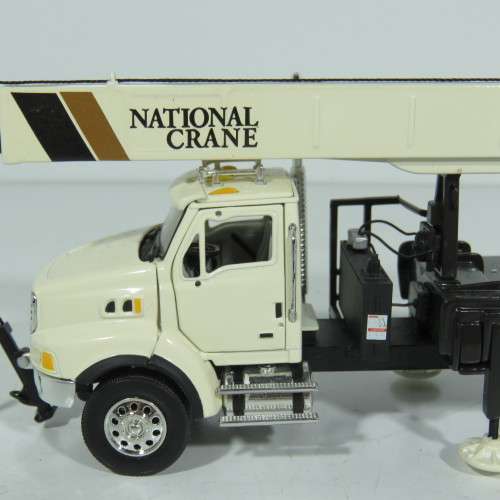 TWH Manitowac National crane 1500 boom truck die-cast model - Scale 1/50 - Mirrors missing
