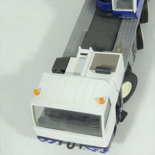 Conrad #2099 Tadano Faun ATF 45-3 mobile crane construction model - Scale 1/50