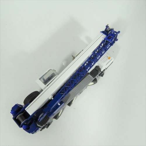 Conrad #2099 Tadano Faun ATF 45-3 mobile crane construction model - Scale 1/50