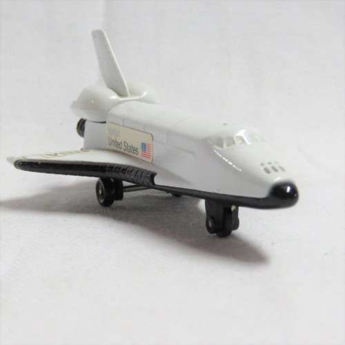 Matchbox Skybusters SB-3 space shuttle die-cast model
