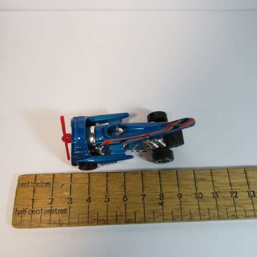 Hot Wheels K5137 truckin Transporter truck with dog fighter car
