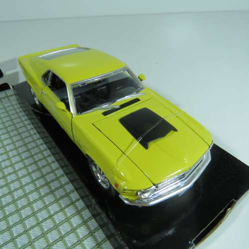 Motormax 1970 Ford Mustang Boss 429 in box  Scale 1/24