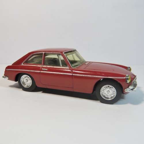 1989 Matchbox Dinky 1973 MGB-GT V8 model car #DY-19