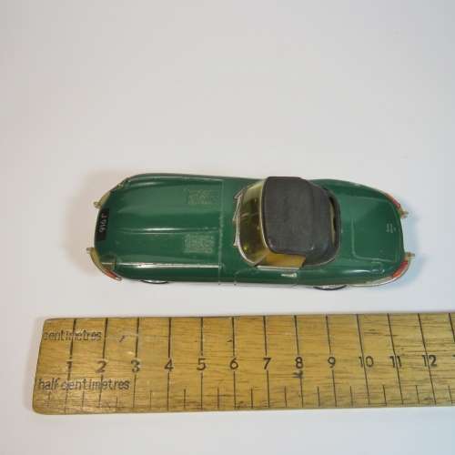 1988 Matchbox Dinky 1967 Jaguar Series 11/2 E-type model car - Scale 1/43