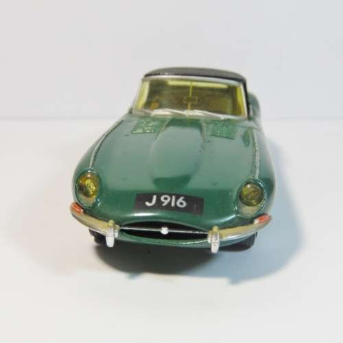 1988 Matchbox Dinky 1967 Jaguar Series 11/2 E-type model car - Scale 1/43