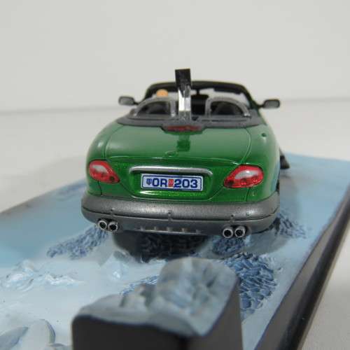 James Bond 007 - Jaguar XKR model car  - Die Another day