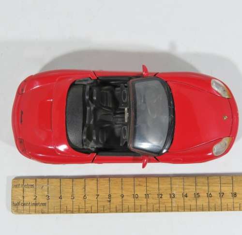 Maisto Porsche Boxster model car - Scale 1/24