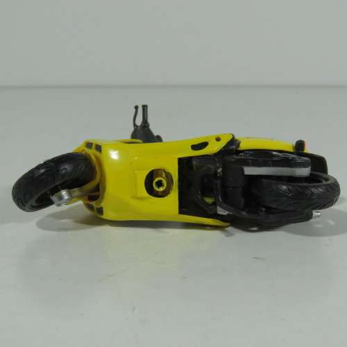 Maisto Phantom F-12 scooter model motorcycle - Scale 1/18