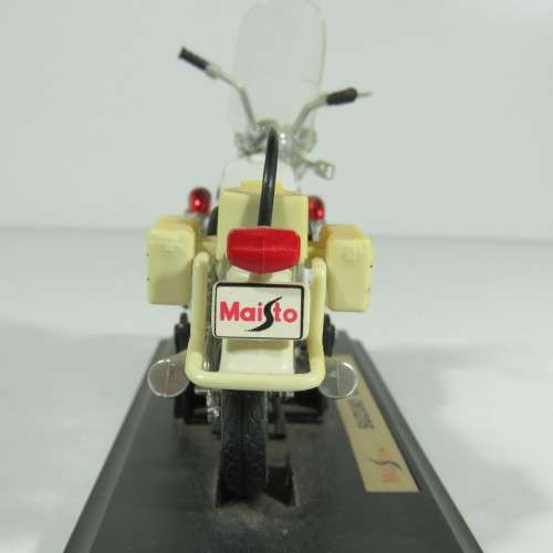 Maisto Suzuki GSX 750 model motorcycle - Scale 1/18 - Police version