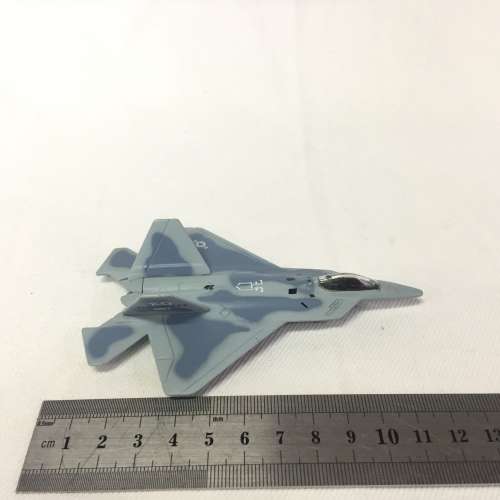 Maisto TF-22 Lightning II die-cast plane - no wheels