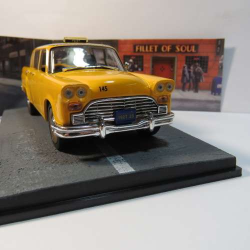 James Bond 007 - Checker Marathon taxi model car - Live and let die