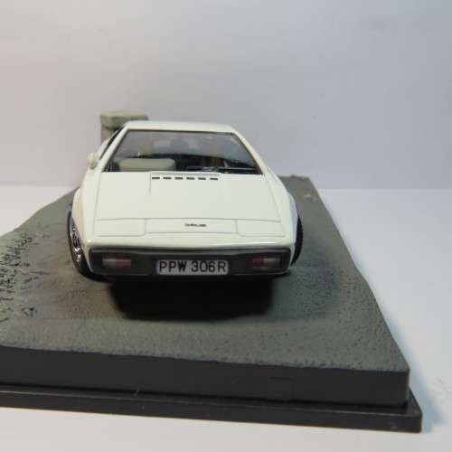 James Bond 007 - Lotus Esprit model car - The Spy who loved me