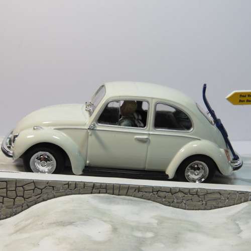 James Bond 007 -  Volkswagen Beetle model car - On her majesty's secret service