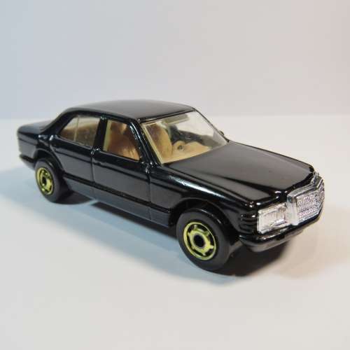 1981 Mattel Hot Wheels Mercedes-Benz 380 SEL model car