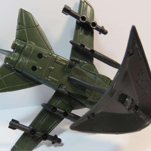 Maisto Tornado Marine die-cast jet plane