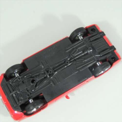 Maisto 1970 Dodge Challenger R/T model car - Scale 1/24
