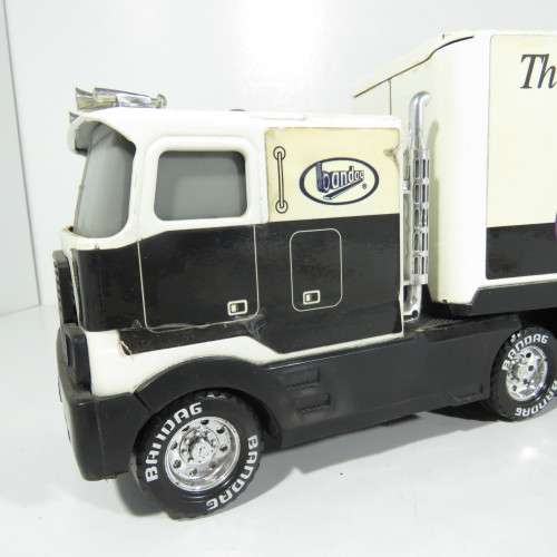 Vintage Nylint Bandag truck and trailer with sounds - Batteries not included - Stickers are damaged