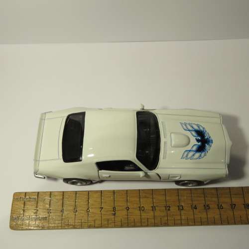 NewRay 1973 Pontiac Trans Am Fire Bird model car - Pull back action