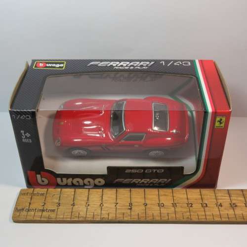Bburago Ferrari 250 GTO model car - Scale 1/43 - In box