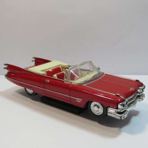 New Ray 1959 Cadillac series 62 model car - Scale 1/43